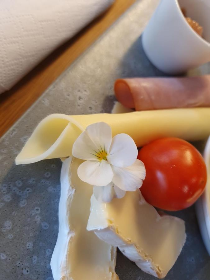 Yggdrasil Farmhotel Retreat, Spa & Yoga Straumsbukta Экстерьер фото