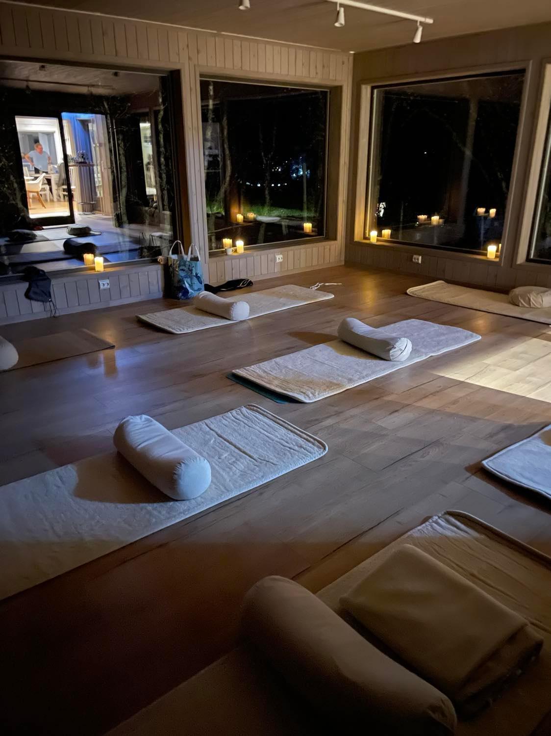 Yggdrasil Farmhotel Retreat, Spa & Yoga Straumsbukta Экстерьер фото